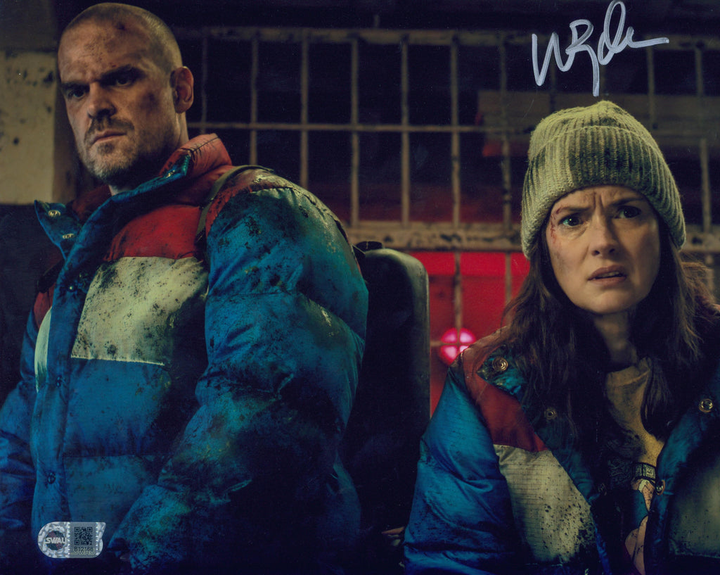 Winona Ryder Signed 11x14 Photo - SWAU Authenticated