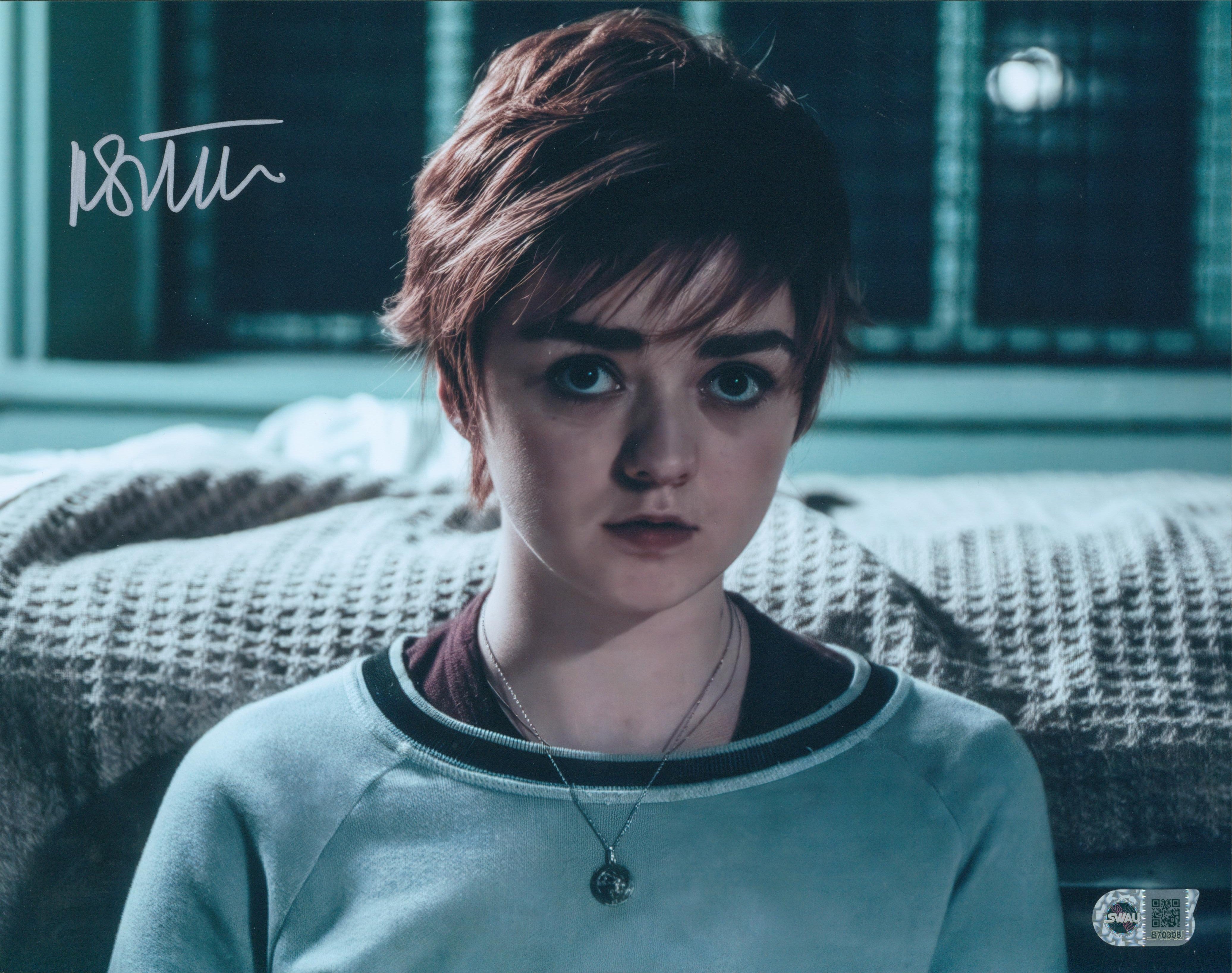 Maisie Williams Signed 11X14 Photo - SWAU Authenticated - SWAU