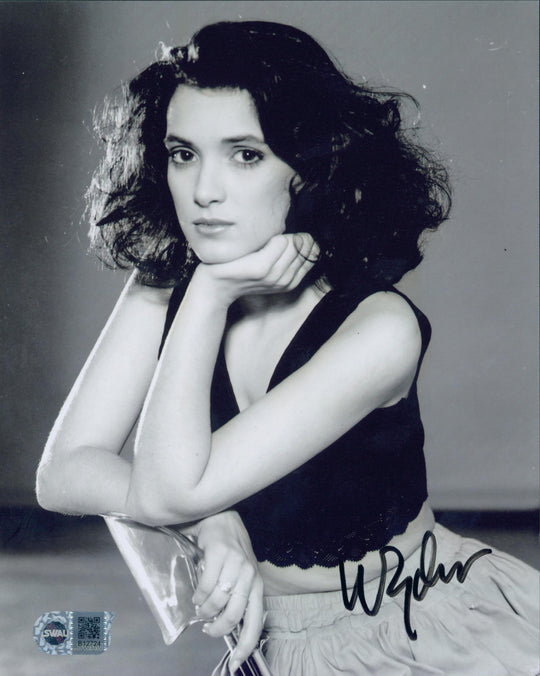 Winona Ryder Signed 8x10 Photo - SWAU Authenticated