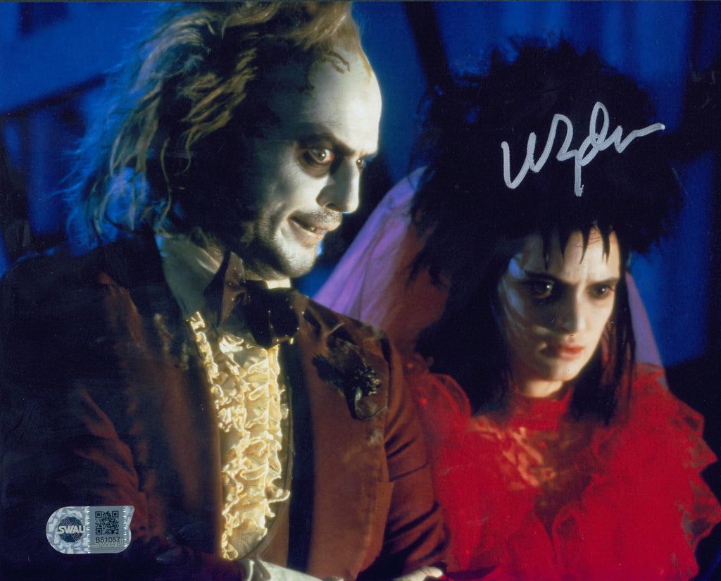 Winona Ryder Signed 8x10 Photo - SWAU Authenticated