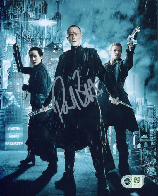 Paul Bettany Signed 8x10 Photo - SWAU Authenticated